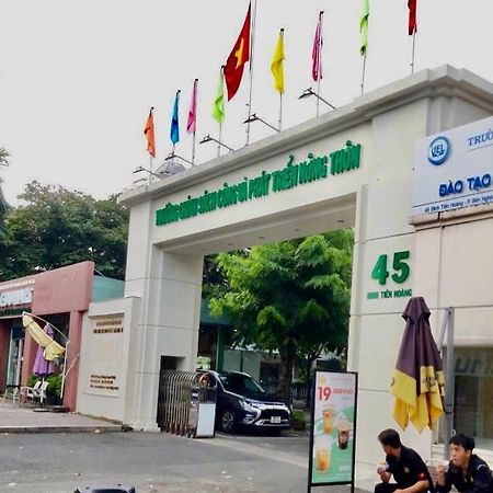 Truong Chinh Sach Cong Va Phat Trien Nong Thon Ho Chi Minh-stad Buitenkant foto